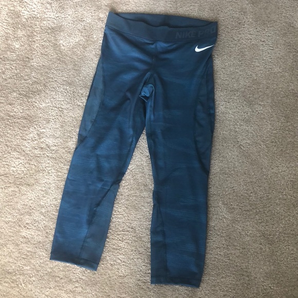 Nike Pants - Nike Pro Hypercool Legging
